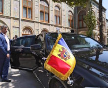 Гербовая печаль. Во время визита Игоря Додона в Иран повторился скандал с флагом Молдовы