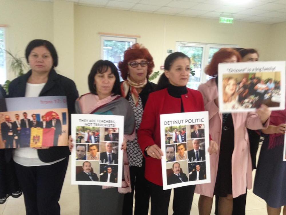 4 года назад из Молдовы выслали турецких учителей. Когда сядут все виновные?