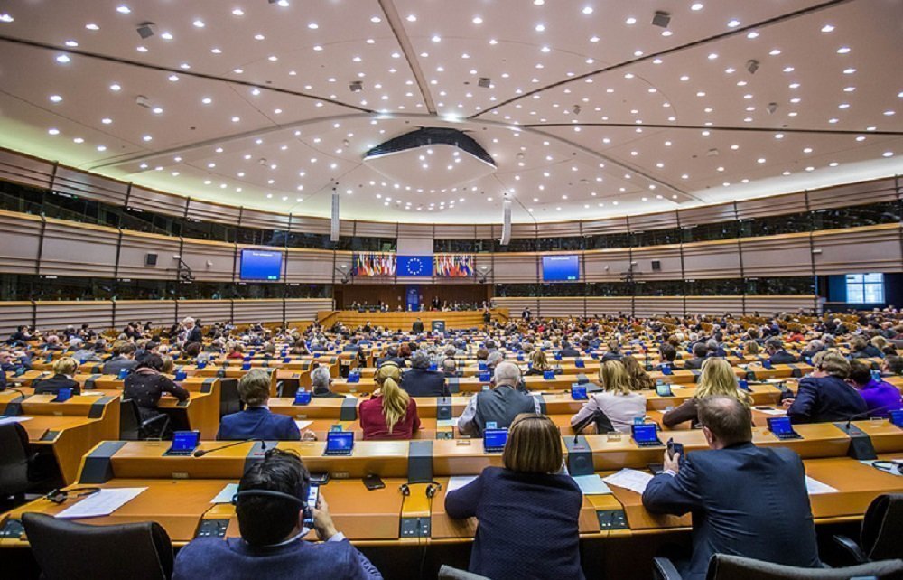 NM Espresso: о резолюции Европарламента по Молдове, конфликте Речана и судей и о добыче газа в Молдове