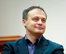 „Nu are efecte juridice”. Andrian Candu confirmă că Plahotniuc se află în SUA, însă susține că decizia Departamentului de Stat nu-l afectează