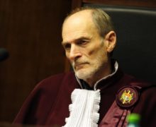 В Молдове умер бывший судья КС Виктор Попа