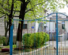 В Кишиневе родителям запретят приходить на весенние утренники в детских садах. Школьникам запретят зарубежные экскурсии