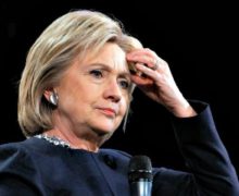 WikiLeaks oпубликовал вторую часть писем главы предвыборного штаба Хиллари Клинтон
