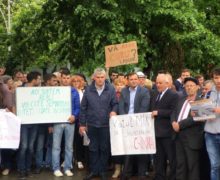 Оппозиция зовет на улицу. Нэстасе призвал граждан выйти на массовый протест 14 мая