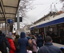В Кишиневе появились электронные панно, которые показывают время ожидания общественного транспорта