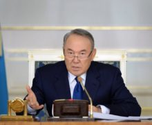 Назарбаев уехал из Казахстана? Пресс-секретарь распространил его заявление