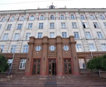 Академическое сообщество выступило против того, чтобы здание Академии наук Молдовы передали Антикоррупционной прокуратуре