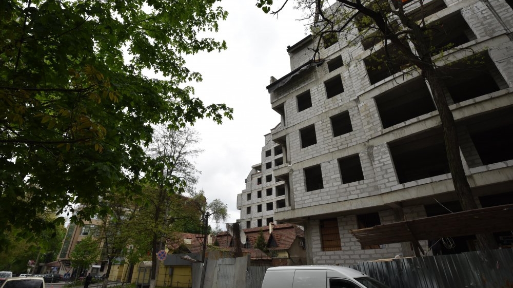 Дом, который не строил мэр. Что известно о скандальной многоэтажке у посольства Франции в Кишиневе
