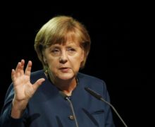 Ангела Меркель ушла на карантин