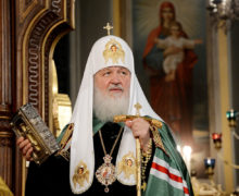 Патриарх Московский Кирилл призвал молиться за «восстановление мира». И напомнил об общности русского и украинского народов