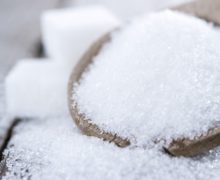 СМИ: В Румынии сахар может исчезнуть с полок магазинов из-за запрета Украиной экспорта продукта