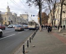 В центре Кишинева машина сбила человека на пешеходном переходе