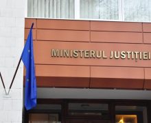 Минюст предложил внести поправки в Конституцию Молдовы. Как это скажется на работе судей?