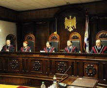 КС отклонил требование кандидата от ДПМ Юрие Урзикэ пересчитать голоса в Рышканском округе