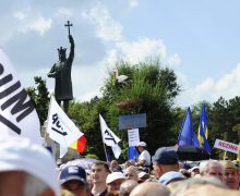 А есть А. Евгений Шоларь о силе и правде новой власти в Молдове