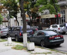 Мэрия Кишинева собирает мнения жителей столицы о парковках