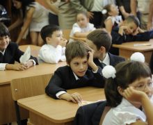 Школьников будут наказывать за оскорбление учителей. Какие еще новшества готовят для школ в Молдове