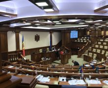 Депутаты парламента Молдовы узнали, кто где сидит. У блока ACUM возникли вопросы