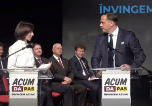 DA призвала PAS «вернуться в блок ACUM». Нэстасе предложил Санду отказаться от участия в выборах