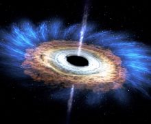 Астрофизики впервые в истории показали изображение черной дыры