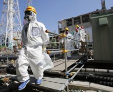 Япония призвала своих граждан в Китае тихо разговаривать по-японски. Из-за сброса в океан воды с «Фукусимы»