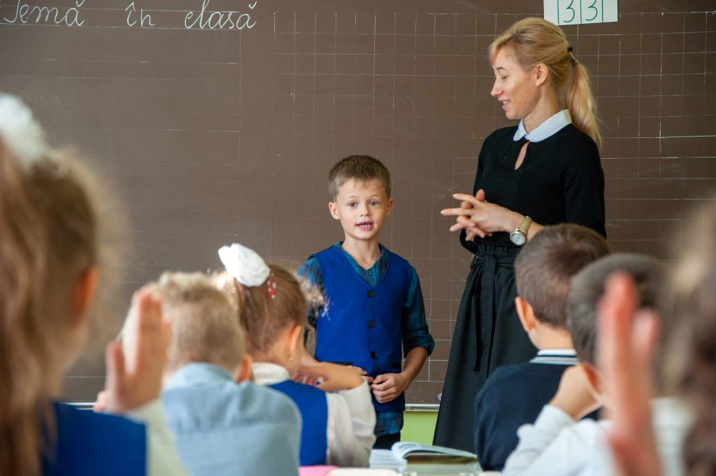 Гагаузы пошли за языком. Почему в Гагаузии отдают детей в румынские школы