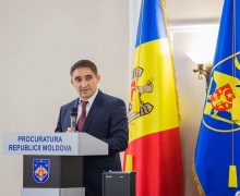 „Am înțeles că în acest raport nu este nimic despre beneficiarii furtului miliardului”. Procurorul general, despre jaful bancar