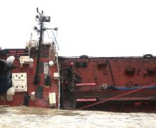 Содержание нефтепродуктов в воде у Одессы превышено в 53 раза. Там потерпел бедствие танкер под флагом Молдовы