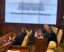 У Молдовы новое правительство. Парламент утвердил кабмин Кику