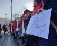 «Девушки не провоцируют насилие». На протесте в Кишиневе потребовали ратифицировать Стамбульскую конвенцию