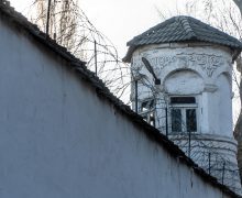 В Кишиневе троих мужчин приговорили к тюремным срокам за изнасилование несовершеннолетней