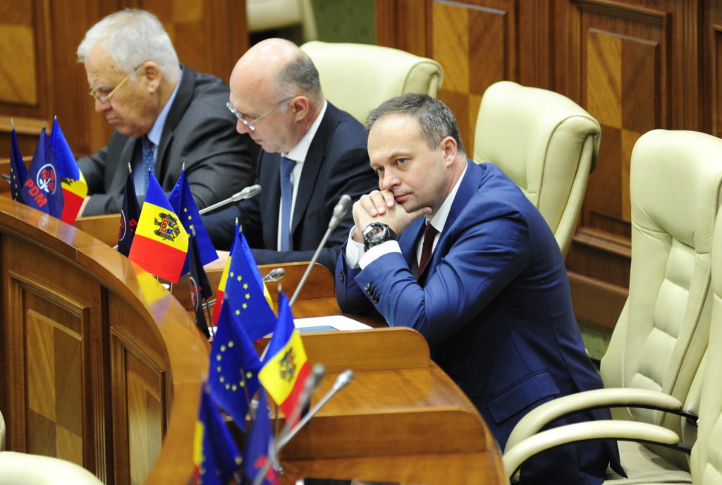 candu în parlament