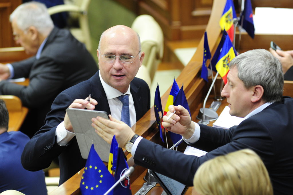 filip și vremea în parlament