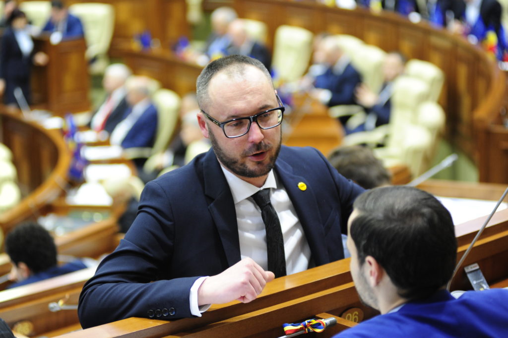 Litvinenco în parlament