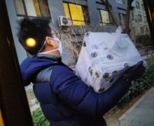 Жители Молдовы отправили в Китай больше двух тысяч одноразовых масок. Грозит ли коронавирус Молдове?