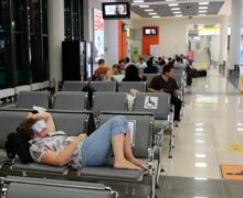 Гражданин Молдовы пятые сутки «живет» в транзитной зоне аэропорта «Шереметьево». Пустят ли его к семье?