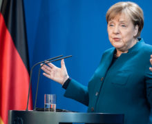Первый тест Меркель на коронавирус оказался отрицательным