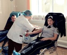 В Молдове полицейские присоединились к кампании добровольного донорства крови