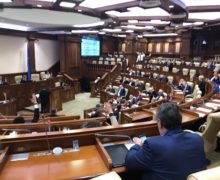Карантин или тюрьма? В Молдове ужесточили наказание за распространение коронавируса