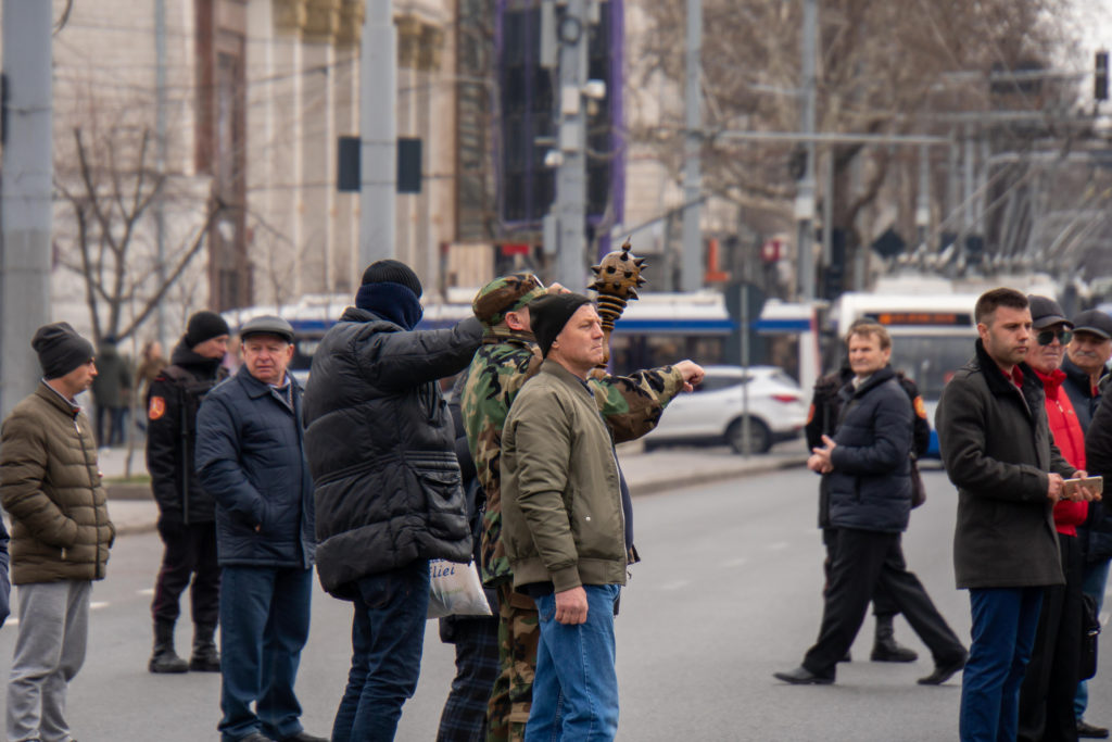 protest la guvern