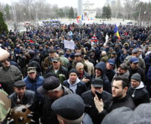NM Espresso: как Додон связал протест комбатантов с Плахотнюком, что им пообещал Кику, и где в Кишиневе запретят парковаться