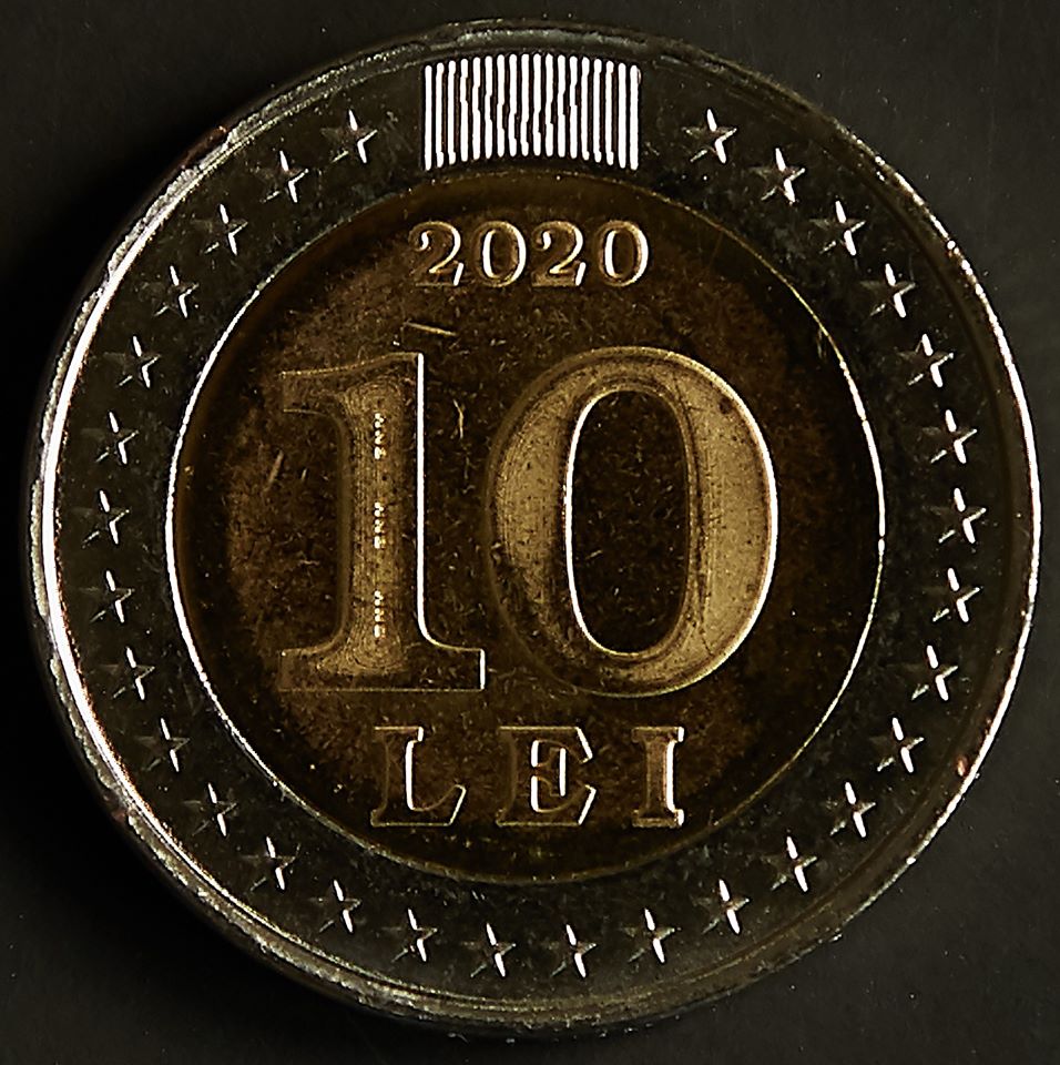 Нацбанк выпустил памятную монету ко Дню государственного флага (ФОТО)