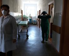 В Кишиневе врачей из больниц, где лечат коронавирус, проверят на СOVID-19
