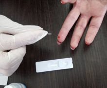 В аптеках Молдовы появились тесты на коронавирус. Сколько они стоят и надежны ли?