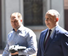 Мэр Кишинева сообщил о проведении служебного расследования против лечащего врача сына Додона