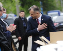 Из коронавируса в политический кризис? Политические итоги недели в Молдове