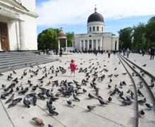 Православные, атеисты и нерелигиозные: что говорят цифры о вероисповедании жителей Молдовы?