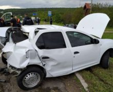 В Оргееве Mercedes врезался в машину полицейских (ФОТО)
