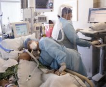 В России зарегистрировали новый суточный рекорд смертности от коронавируса