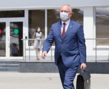 NM Espresso: despre colectarea semnăturilor pentru demiterea lui Dodon, «capriciile» lui Sandu și un nouă metodă de contaminare cu COVID